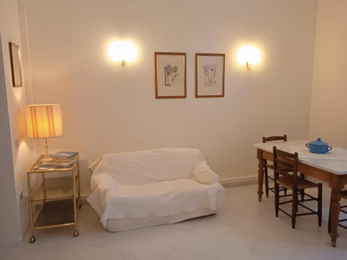 Appartement Casa Jacaranda à Cagliari Extérieur photo